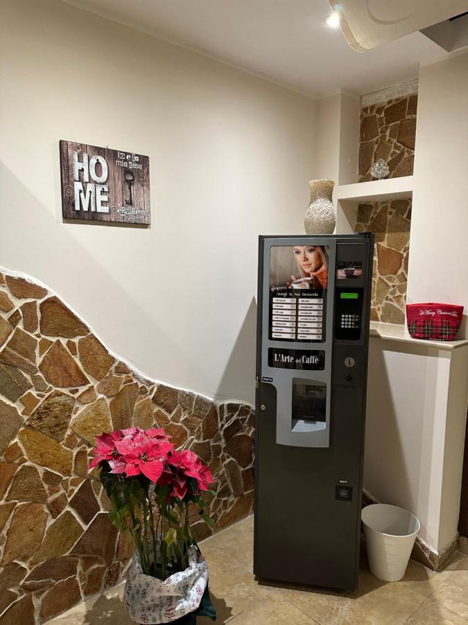 B&B Wanderlust Catania Bagian luar foto