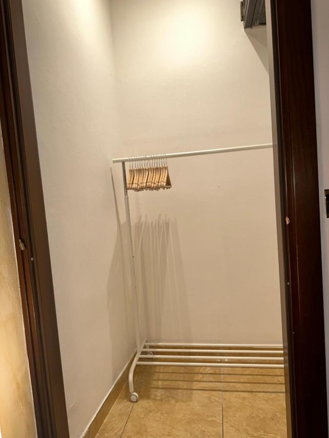 B&B Wanderlust Catania Bagian luar foto