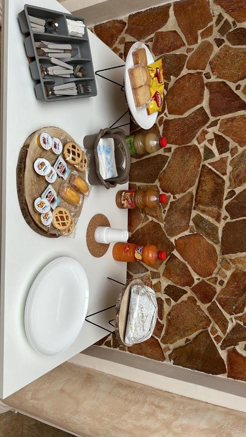 B&B Wanderlust Catania Bagian luar foto